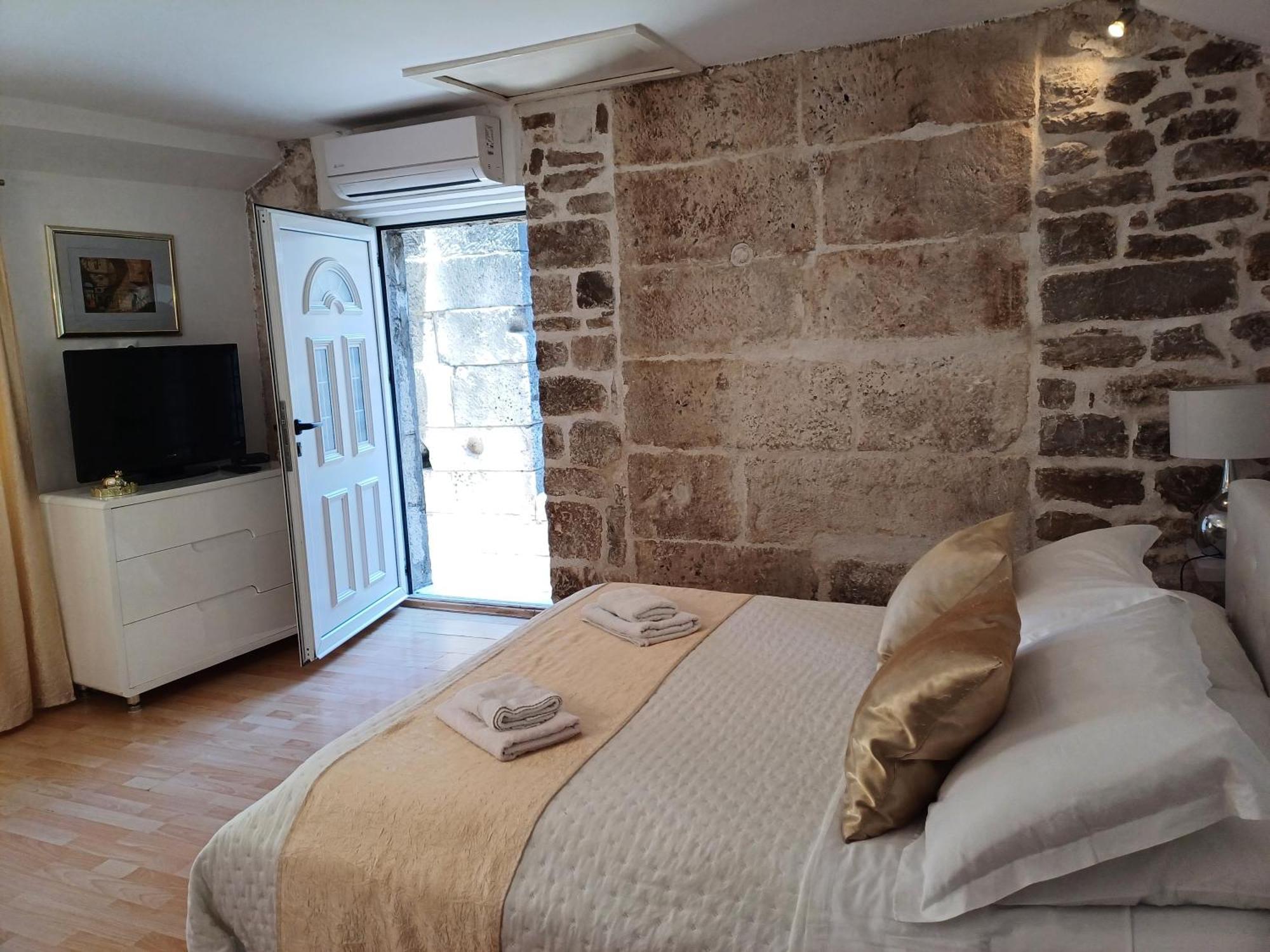 ספליט Private Apartments In Diocletians Palace מראה חיצוני תמונה